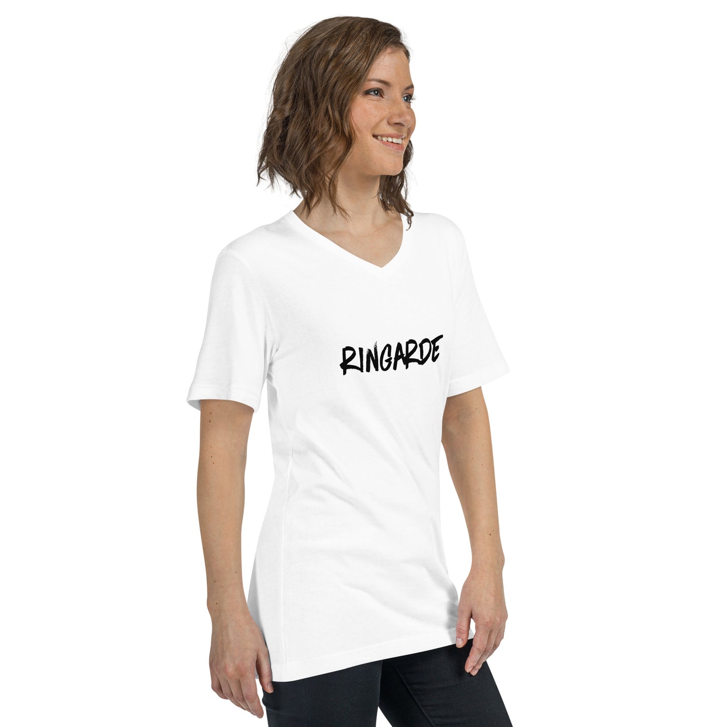 Woman wearing white T-shirt with Ringarde printed on the front